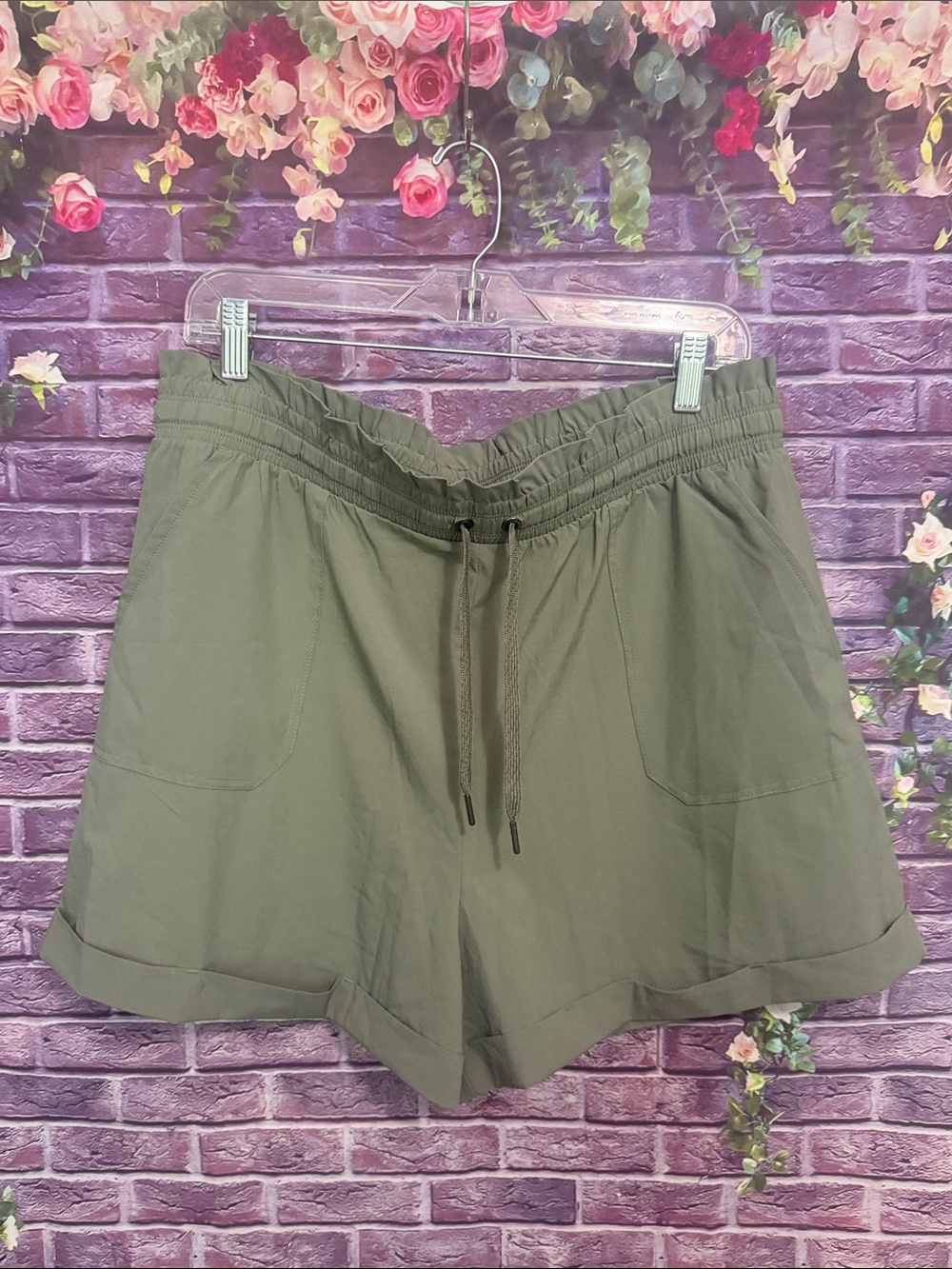 Jockey Olive Drawstring Relaxed Women's Shorts great for summer large